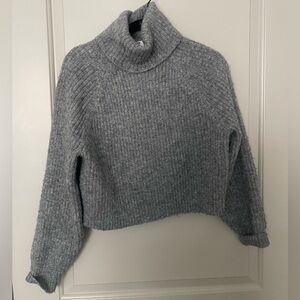 Old Navy Grey Turtleneck Sweater